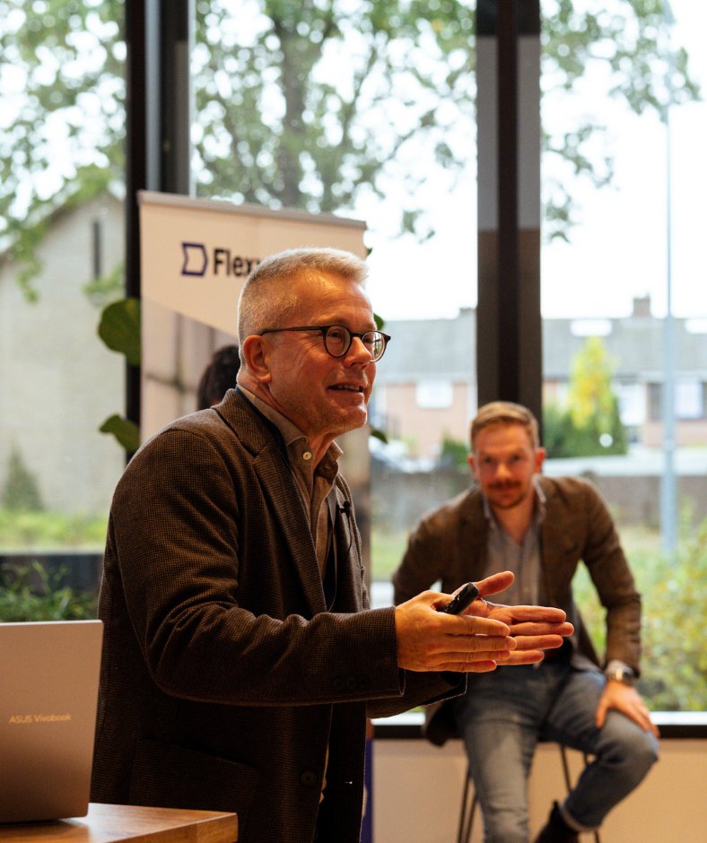 easyflexnl's tweet photo. Het Zuidelijke Uitzendbureau Event 2023 was een groot succes! 🚀

We kijken terug op een leerzame middag vol inspiratie over het bereiken, binden en behouden van de jongste generatie werkzoekenden, Generatie Z. 📱

#Easyflex #uitzendbureau #event #GeneratieZ #leren #inspireren https://t.co/ob7RZvC890