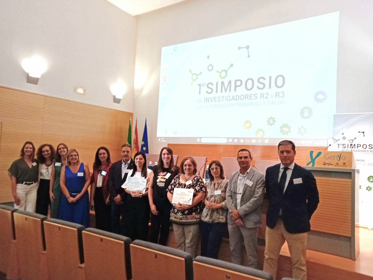FProgresoysalud's tweet photo. 👩🏽‍🔬 Nuestra organización reúne a sus investigadores posdoctorales en un simposio en @genyo_pts 

🙌🏽 Participaron más de medio centenar de científicos y profesionales de la gestión de la I+i en el Sistema Sanitario Público de Andalucía

📎 Lee la noticia: https://t.co/ZZhIp0seA8 https://t.co/8t90lEcOyc