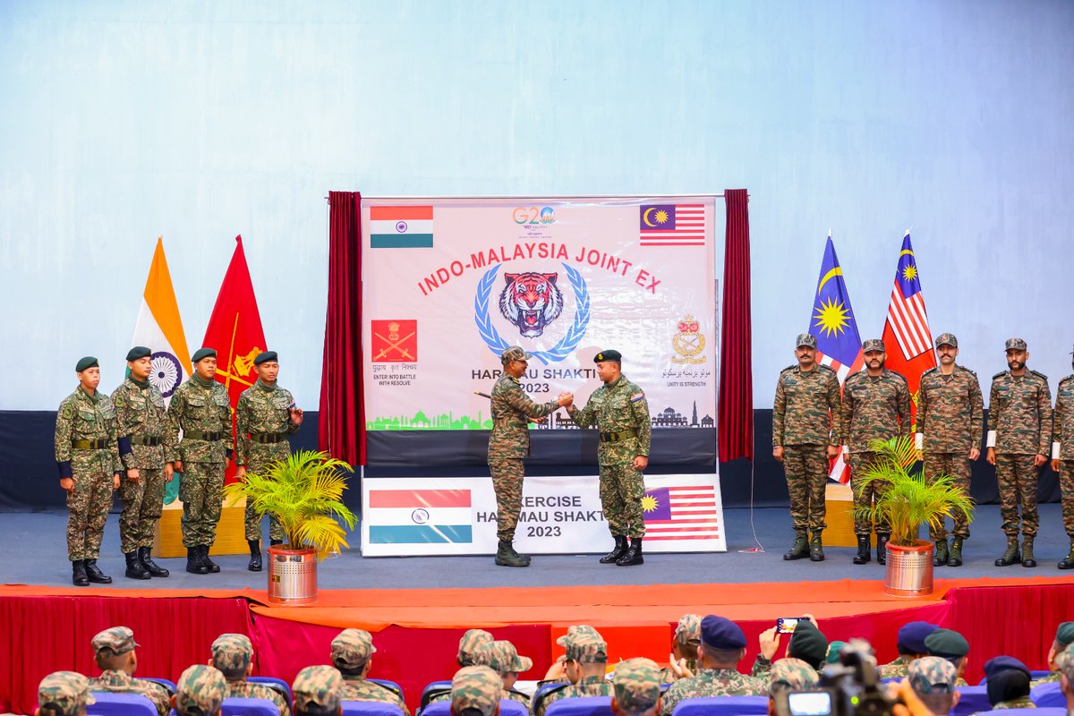 adgpi's tweet image. Exercise #HarimauShakti-IV 2023

The 4th edition of Joint Military Exercise #HarimauShakti between #India &amp;amp; #Malaysia commenced with an impressive opening ceremony at #Umroi, Meghalaya. The exercise aims to enhance the interoperability between the two Armies, sharing tactical…