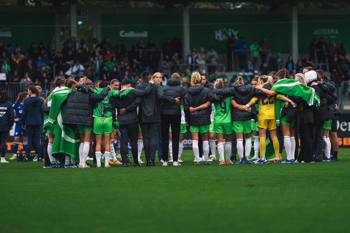 VfL Wolfsburg Frauen (@vfl_frauen) on Twitter photo Zeitgenaue Terminierung für unser Pokalspiel gegen die <a href="/werderfrauen/">Werder Bremen Frauenfußball</a> 🗓️
⏰ 24.11.2023 | 18.00 Uhr
🏟️ AOK Stadion
📺 Live auf Wölfe TV
#VfLWolfsburg #VfLWolfsburgFrauen #Wölfinnen Zeitgenaue Terminierung für unser Pokalspiel gegen die <a href="/werderfrauen/">Werder Bremen Frauenfußball</a> 🗓️
⏰ 24.11.2023 | 18.00 Uhr
🏟️ AOK Stadion
📺 Live auf Wölfe TV
#VfLWolfsburg #VfLWolfsburgFrauen #Wölfinnen