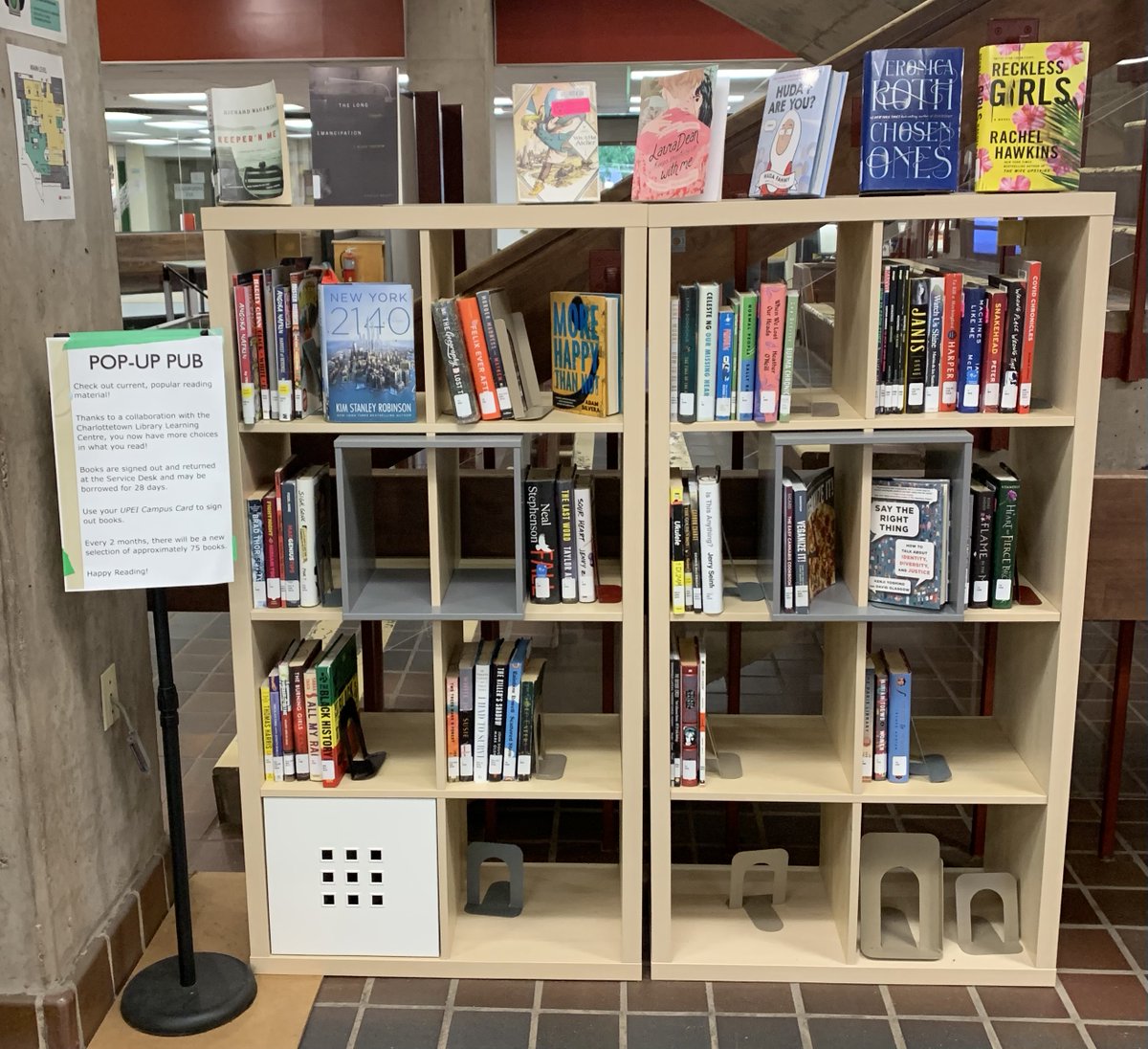 Visit the POP-UP PUB at the Robertson Library!📚
