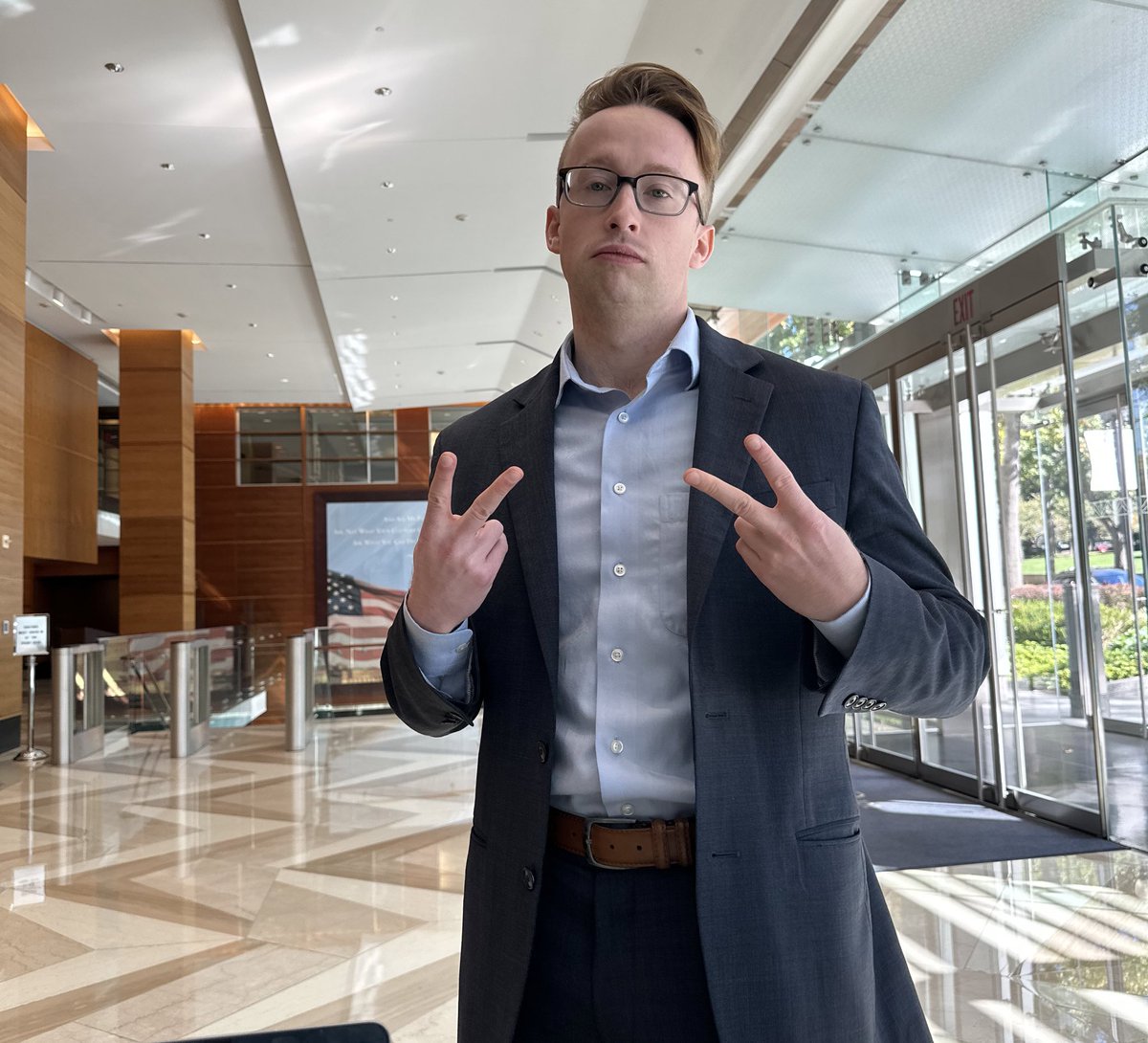 ConradsonJordan's tweet image. I just met THE @baldwin_daniel_ 

#stoked