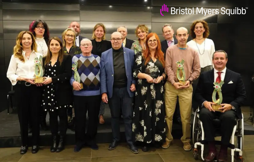 BMSIberia's tweet photo. 👏 ¡Reconocimientos como el de @AmdemMostoles nos enorgullecen!

🏅 La asociación nos distingue como "Entidad  Colaboradora" por los proyectos que en #BMSIberia desarrollamos junto a los #pacientes a los que damos soporte y por impulsar campañas como "#EMpoderarte a tí, a todos" https://t.co/tXdRB9IwOb