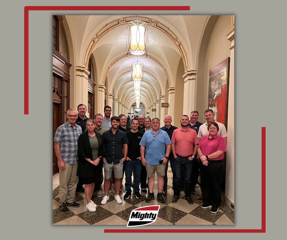 theMightyPros's tweet photo. Thank you to Mighty Auto Parts of the Bay Area for hosting an outstanding IMPACT II meeting!
#BeMightier #Chemicals #Automotive #MightyAutoParts #Car #Techs #AutoBusiness #SeizetheBay https://t.co/Cj2yzGYFKc