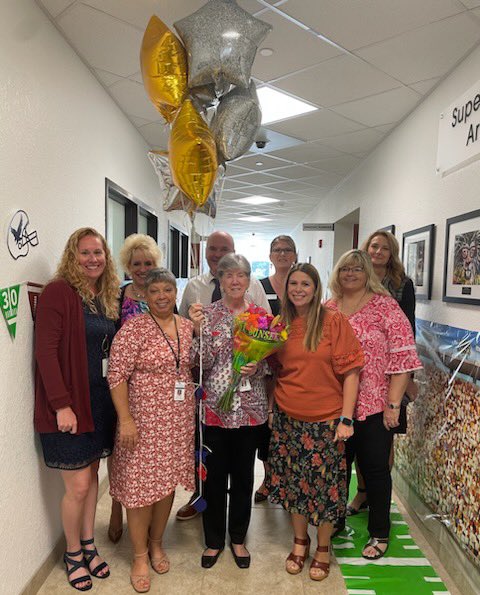 Michele Holmes tweet media