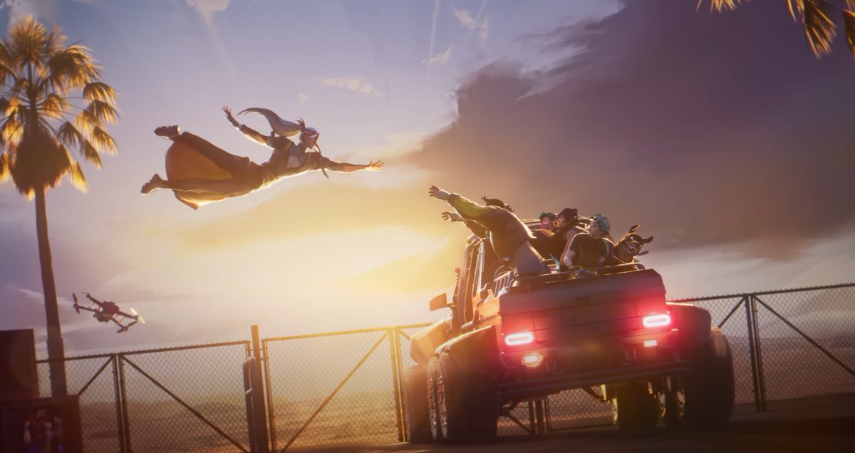 HisSpiritWanes's tweet image. Please note who tried to catch me and who was staring dumbfounded into nothing.

I have a list.