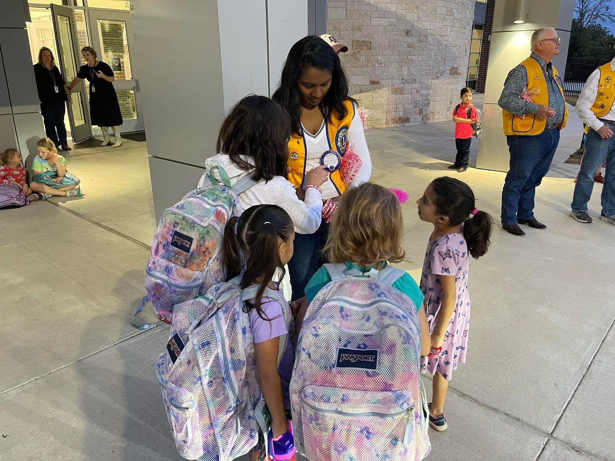 La Grange Noon Lions Club tweet media