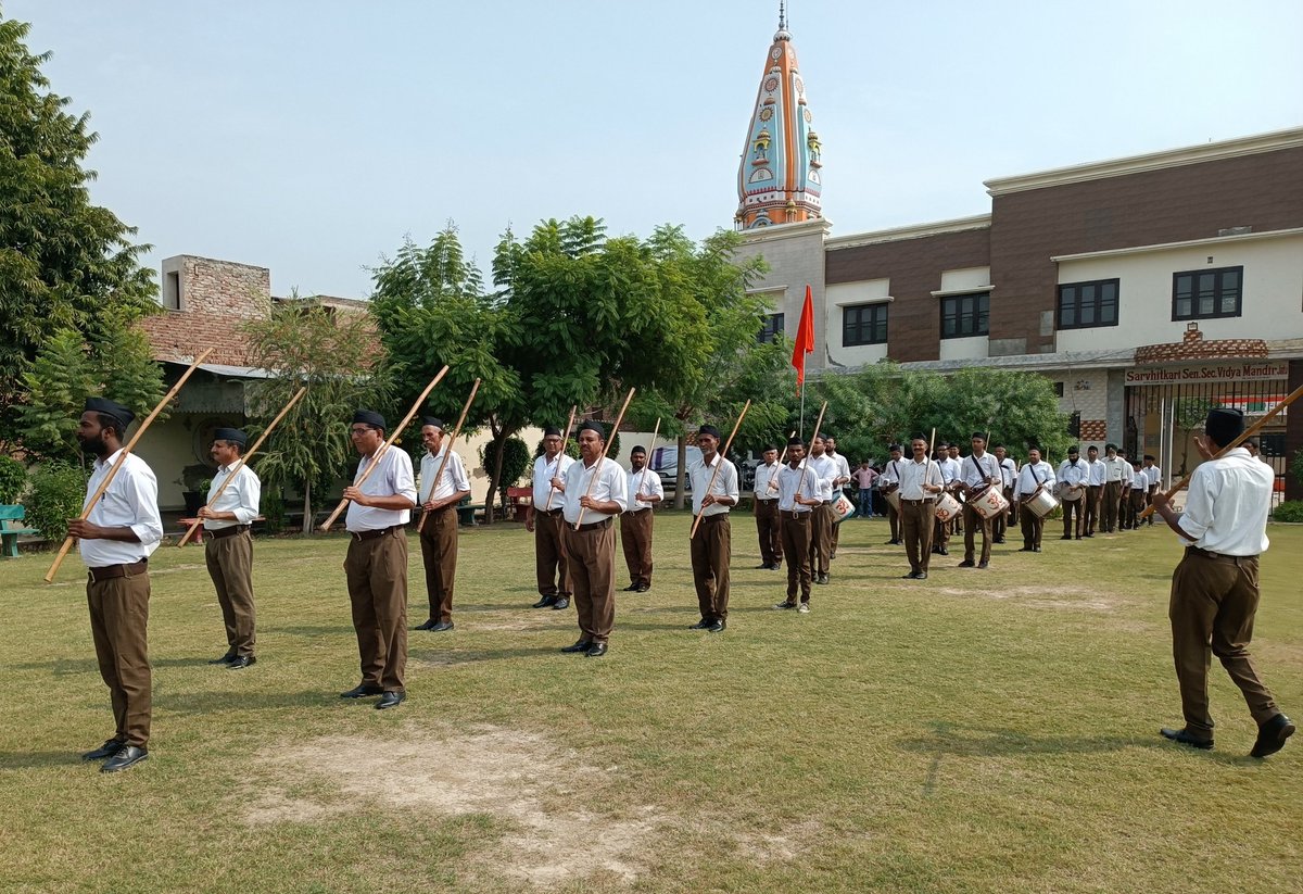 DevanshuGoel9's tweet image. #RSSVijayaDashami2023
#RSS #RSSorg 🚩