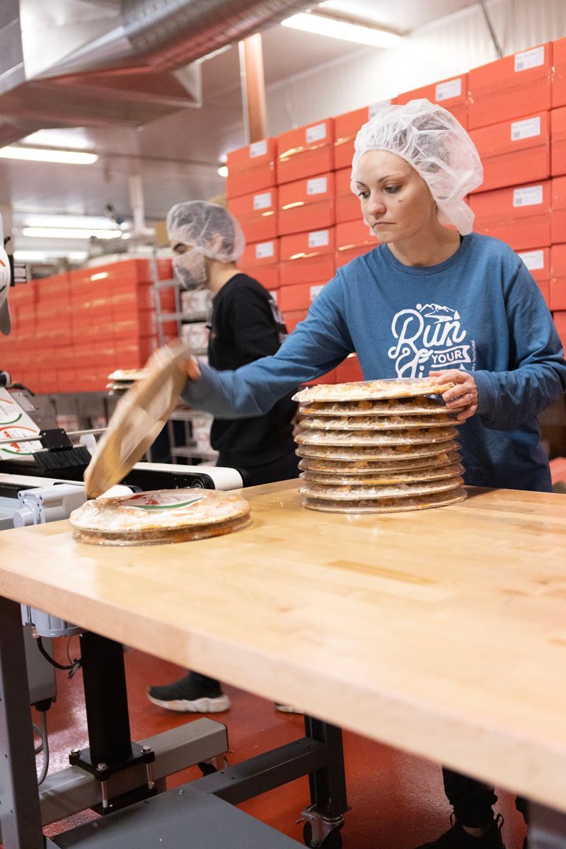 Dogtownpizzas's tweet photo. Stacks 🍕 on stacks 🍕 on stacks 🍕
#DTP #FrozenFresh #STLstylePizza #FromtheLou #FrozenPizza #PizzaHeaven #DogtownPizza #PizzaforDinner #CookItCrispy #FreshOutTheOven #handmade #freshlyfrozen #PizzaTime #thinandcrispy #handmadeinstl #localstl #stlfoodies #fromthelou https://t.co/Tnmzy6B2mt