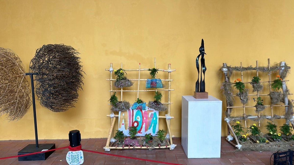 KAMIRA SE UNE AL FESTIVAL FLORA
El trabajo realizado en el taller floral por el alumnado del CIP Albolafia 
"Las rejas de Córdoba".
Actividad enmarcada en el proyecto "Cumpliendo Sueños Romaníes Andalucía V"