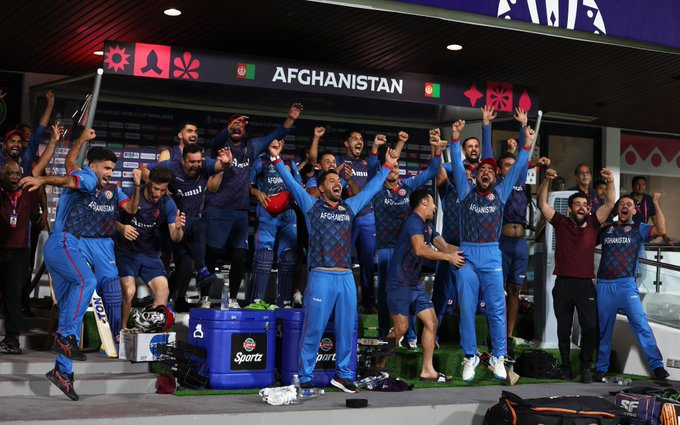 airnewsalerts's tweet photo. #ICCCricketWorldCup:  Afghanistan beat Pakistan by 8 wickets at MA Chidambaram Stadium in Chennai. 

Chasing a target of 283 runs Afghanistan scored 286 runs in 49 overs. 

#PAKvAFG https://t.co/gGmb6JFGMT