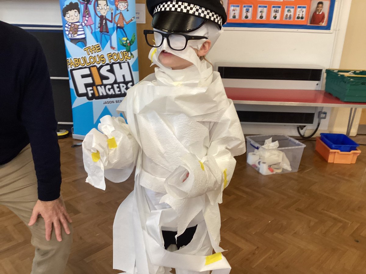 Winshill Village Primary and Nursery School (@winshillschool) on Twitter photo Thank you so much to <a href="/jason_beresford/">Jason Beresford</a> for a fantastic day! The children have absolutely loved it - especially when Mr Gaffiney had to guess the mummies below! What an amazing day!š #AuthorVisit #DreamBig Thank you so much to <a href="/jason_beresford/">Jason Beresford</a> for a fantastic day! The children have absolutely loved it - especially when Mr Gaffiney had to guess the mummies below! What an amazing day!š #AuthorVisit #DreamBig