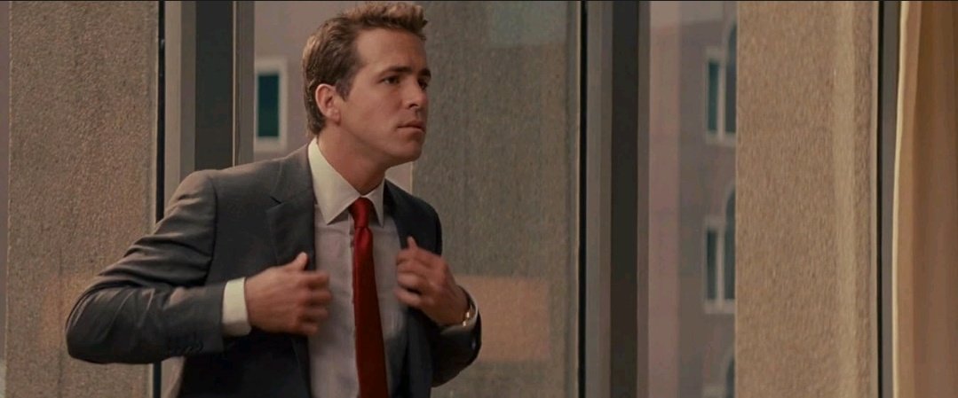Amor_De_Cine's tweet photo. RYAN REYNOLDS [23.10.1976 - Vancouver, Canadá]

↖️ VAN WILDER: ANIMAL PARTY | 2002 #WaltBecker 
↗️ LA PROPOSICIÓN | 2009 #AnneFletcher
↙️ BURIED (ENTERRADO) | 2010 #RodrigoCortes 
↘️ DEADPOOL | 2016 #TimMiller https://t.co/JrpEkvC0yG