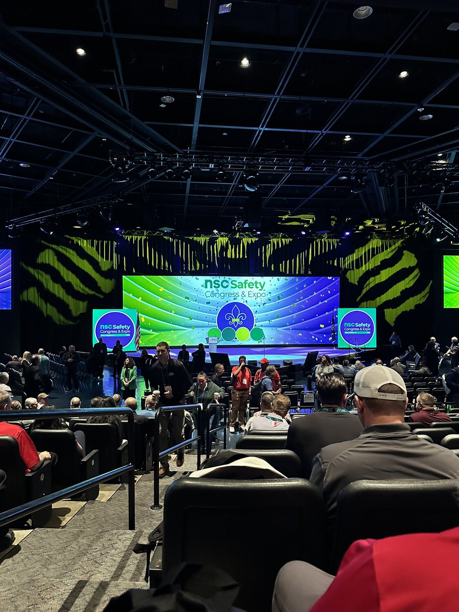 susanbaranczyk's tweet photo. It’s gearing up to be a great day at the @NSCsafety Congress &amp; Expo with @JJKeller! #NSC2023 https://t.co/VedfP9QoMy