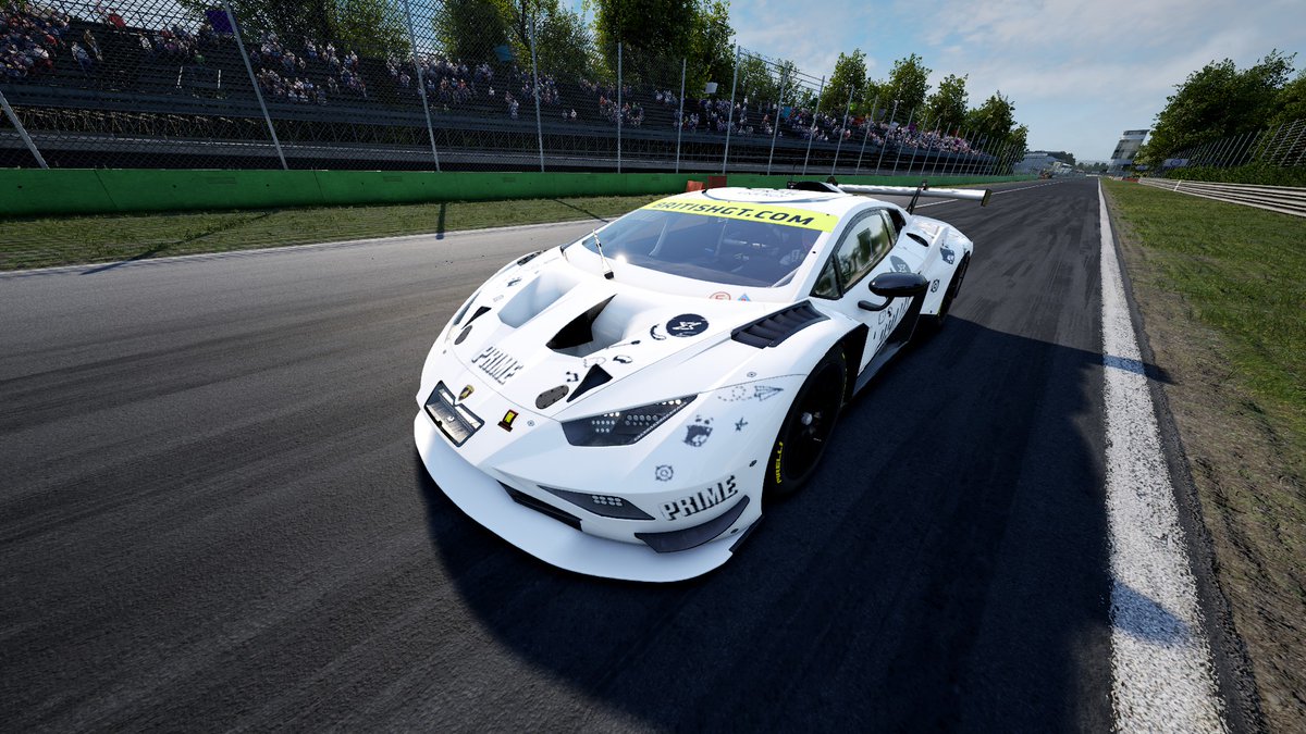 FosterYnwa's tweet photo. Just incase you guys ever think of going into the racing scene I knocked this up what do you think. @KSI @LoganPaul @PrimeHydrate https://t.co/NUZZ0uzQ4s