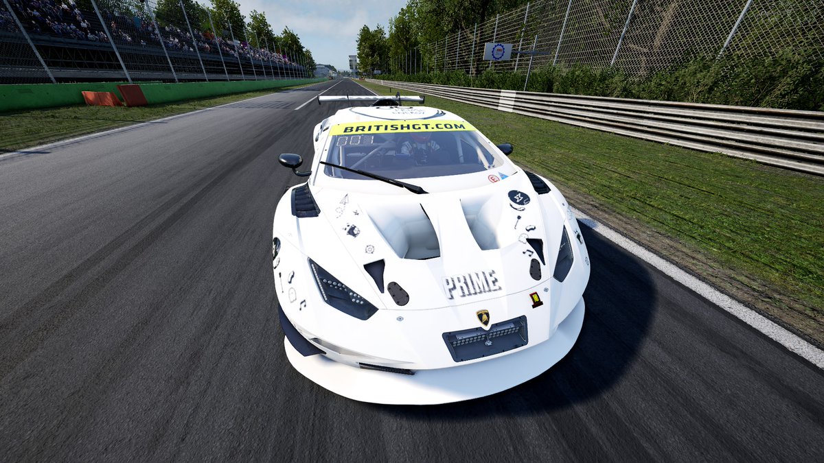 FosterYnwa's tweet photo. Just incase you guys ever think of going into the racing scene I knocked this up what do you think. @KSI @LoganPaul @PrimeHydrate https://t.co/NUZZ0uzQ4s