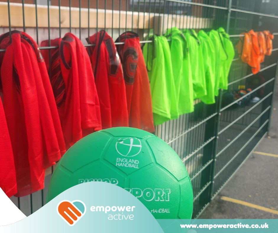 EmpowerActCIC's tweet photo. **Handball** is a great game to play, with pupil voice it certainly is at request during active play lunchtimes. #ActiveLunch #Lunchtime #playground #Handball #Activekids #Empower #EmpowerActive #Worcestershirehour https://t.co/sDAnZj3r5s
