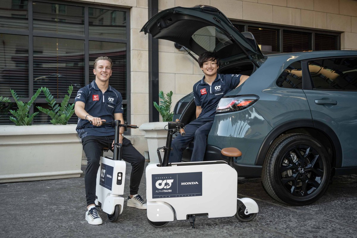 HondaRacingGLB's tweet photo. Starting the day the #Honda #Motocompacto way!

Stay tuned for the video on Wednesday 👀⏰

#f1 #hrv https://t.co/e6dUXpBlYL