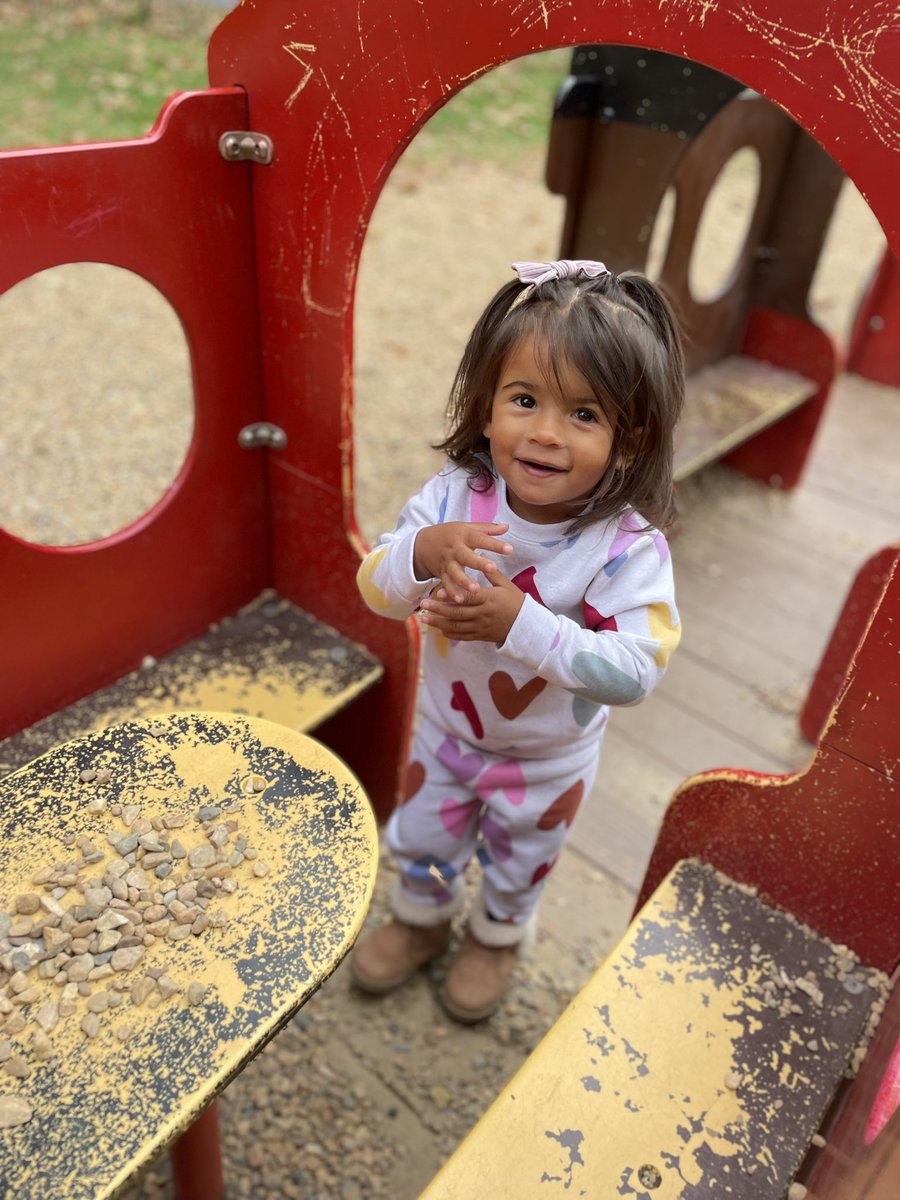 _hotmessmama's tweet photo. We will have a two year old tomorrow. 🥺

Cannot wait to spend all day celebrating Willow Kate! 💕 https://t.co/t8Don6NZVh