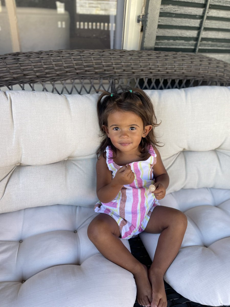 _hotmessmama's tweet photo. We will have a two year old tomorrow. 🥺

Cannot wait to spend all day celebrating Willow Kate! 💕 https://t.co/t8Don6NZVh