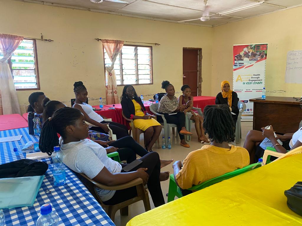 AngazaKilifi's tweet photo. With support from @HerVoiceFund, we conducted an #Advocacy📢 bootcamp where the #AGYW got opportunities to storytell their advocacy journeys as well as their successes, challenges and lessons learnt.
#HERVoiceFund #YplusAimingHigher https://t.co/bfxolTk45V