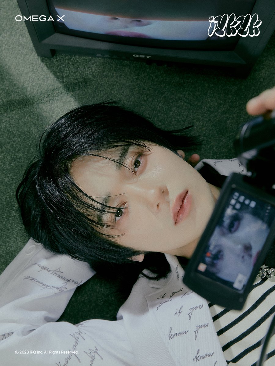 OMEGA X (오메가엑스) The 3rd Mini Album [iykyk] Concept Photo 1