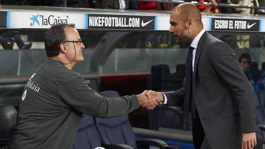 julius_riemann's tweet photo. "Battle of the beautiful game"

Marcelo Bielsa vs Pep Guardiola 

full matches thread ⚽️🎥 https://t.co/To6NpAPeVU