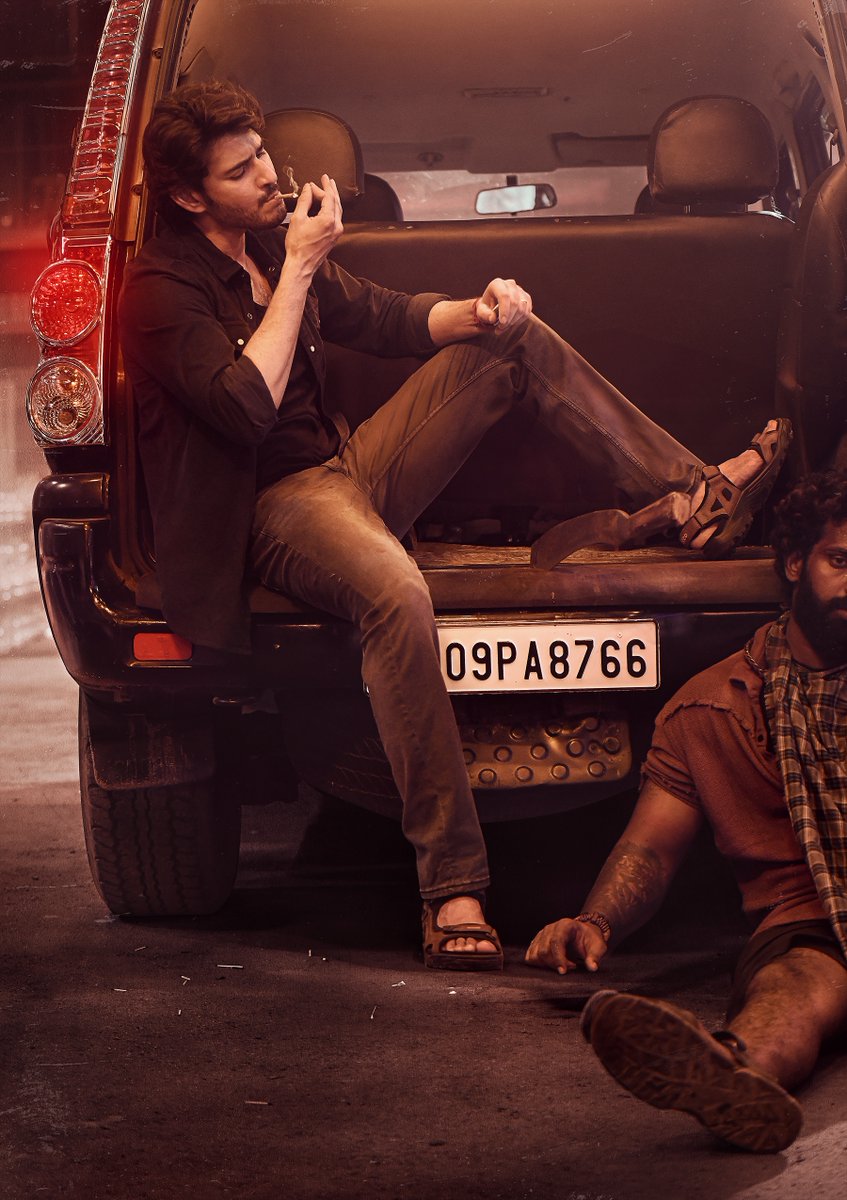 haarikahassine's tweet photo. The Highly Inflammable SUPER🌟 @urstrulyMahesh 🔥🌶

#GunturKaaram https://t.co/puUNFQ7wiE