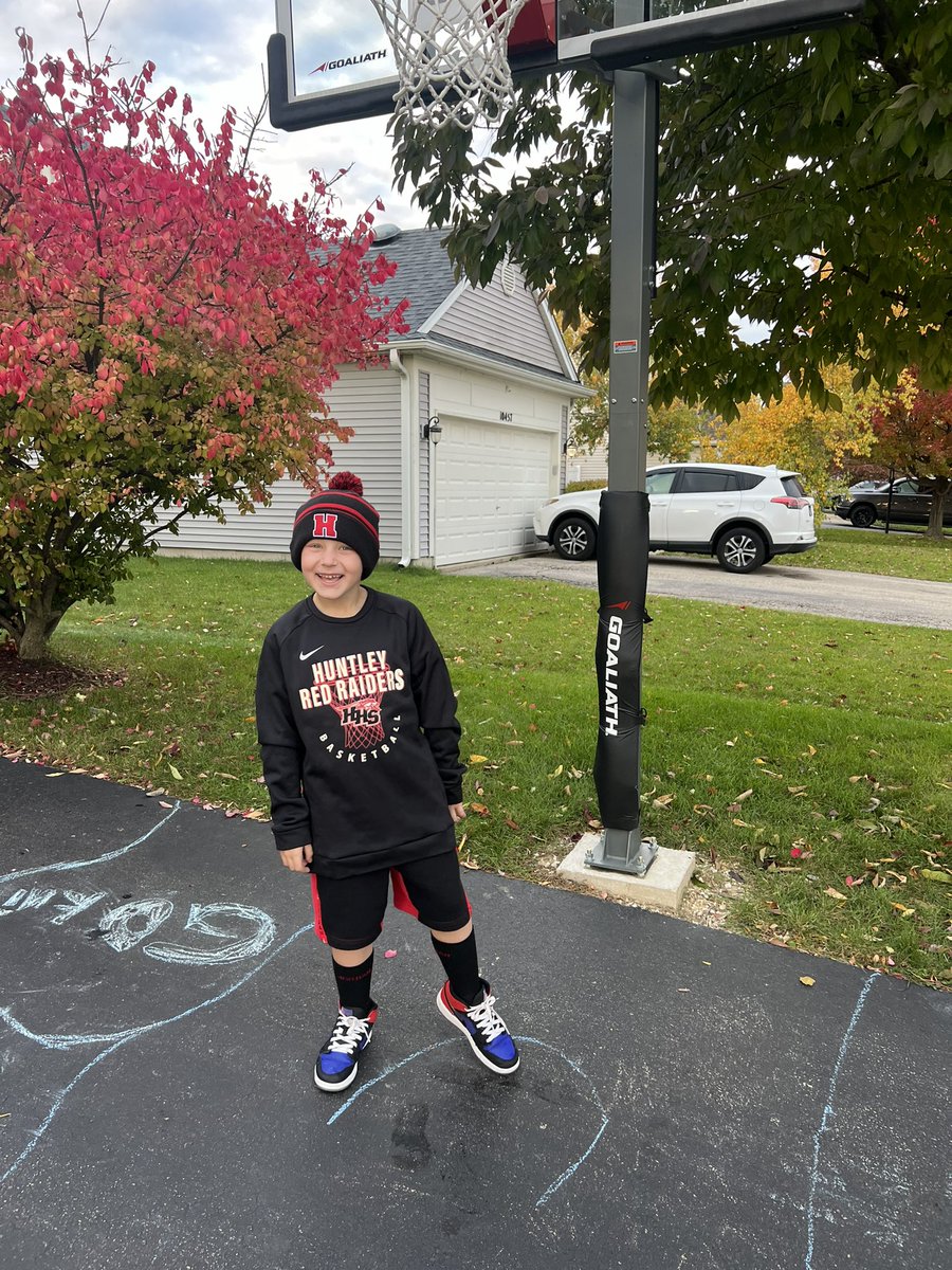 JLKala3's tweet photo. When it’s wear your favorite sports team to school day Calvin knew what to do #GoRaiders #Classof2034
@HuntleyHSBball @CoachKalamatas 
❤️🖤🏀 https://t.co/4noUFnzXo0