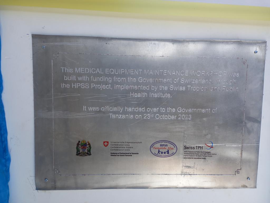 <a href="/AfyaHpss/">HPSS Tuimarishe Afya</a> has today officially handed over a modern Medical Equipment Maintenance facility worth over TZS120m (US$48,000) located in Arusha to <a href="/tanzaniagov/">Tanzania Government</a> built with funding from <a href="/SwissDevCoop/">Swiss Development and Cooperation</a> 

<a href="/wizara_afyatz/">Wizara ya Afya Tanzania 🇹🇿</a>