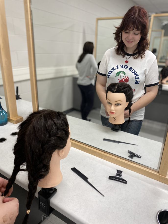 Ms. Agius' Hairstyling and Aesthetics students were busy practicing braiding last week. Check it out! Great job Eagles! #riseandsoar #braiding #hairstyle <a href="/DDSBSchools/">Durham District School Board (DDSB)</a>
