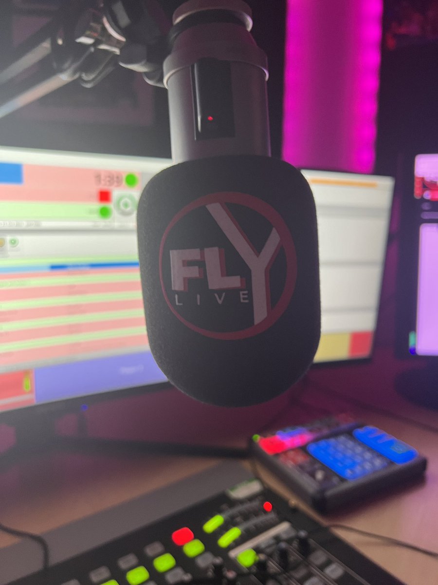 Ella Beecroft tweet media