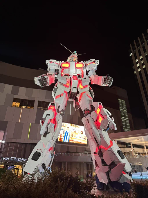 ユニコーンガンダムも