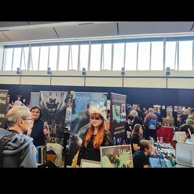 AtlantisVerlag's tweet photo. Was war denn das bitte für ein toller BuCon :D!?! Hier ein paar Eindrücke von Dirk van den Boom.
#bucon #buchmessecon #convention #buchmesse #messe #fair #buch #lesen #bücherwurm #buchliebe #leseliebe #bücherliebe #buchnerd #lesenistliebe #buchblogger #buchbloggerin #phantastik https://t.co/guWVEoKOAR