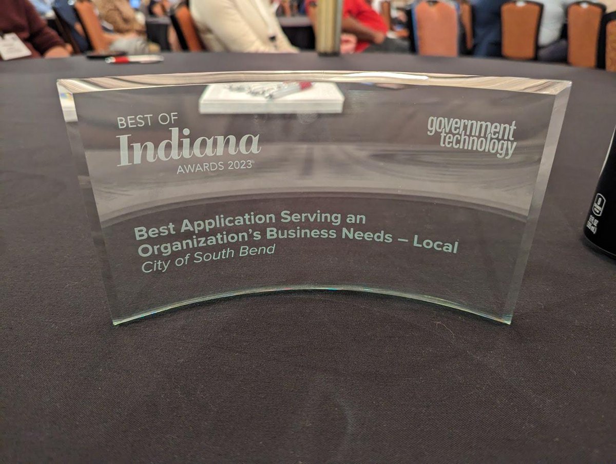 Denise Linn Riedl tweet media