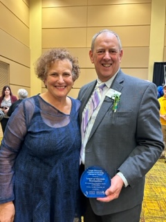 Create Wisconsin tweet media