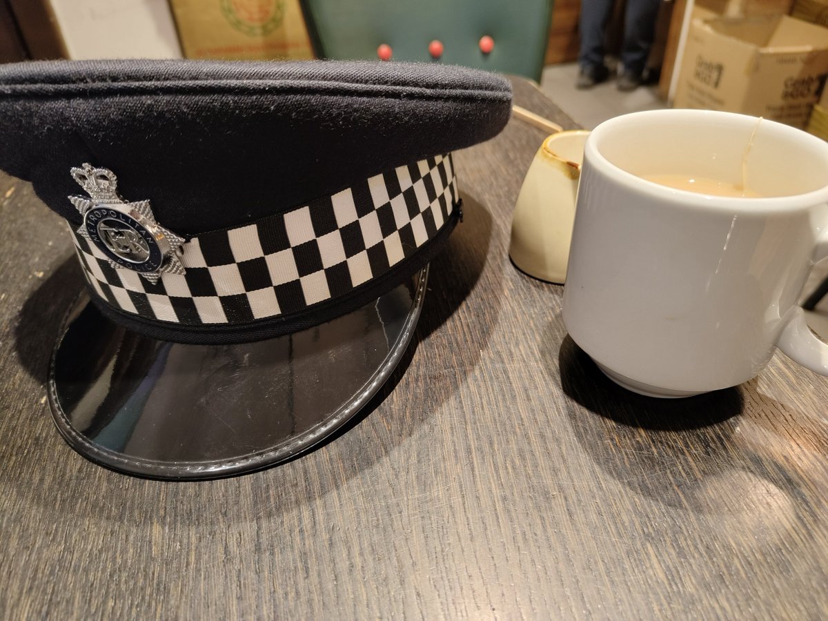 MPSNorthActon's tweet photo. North Acton SNT and @MPSEastActon have attended a hate crime incident in @MPSSouthActon. We have provided support and care and want to remind the Acton and Greater London community that we will not tolerate hate crime. #acton #ealing #SNT #providingsupport #hatecrime #saferlondon https://t.co/0Xxih5Lw9W