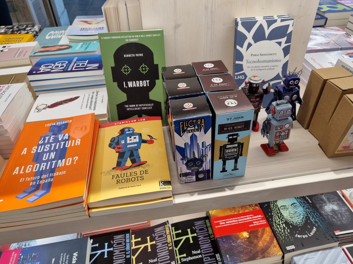 laietana's tweet photo. 📚 Completeu l'exposició #IAcccb amb el catàleg oficial i una selecció bibliogràfica i d'articles que trobareu a @laiecccb
👉 https://t.co/VjO7Cne2Be
#AIcccb #LaieCCCB https://t.co/SP6hZZUOCB