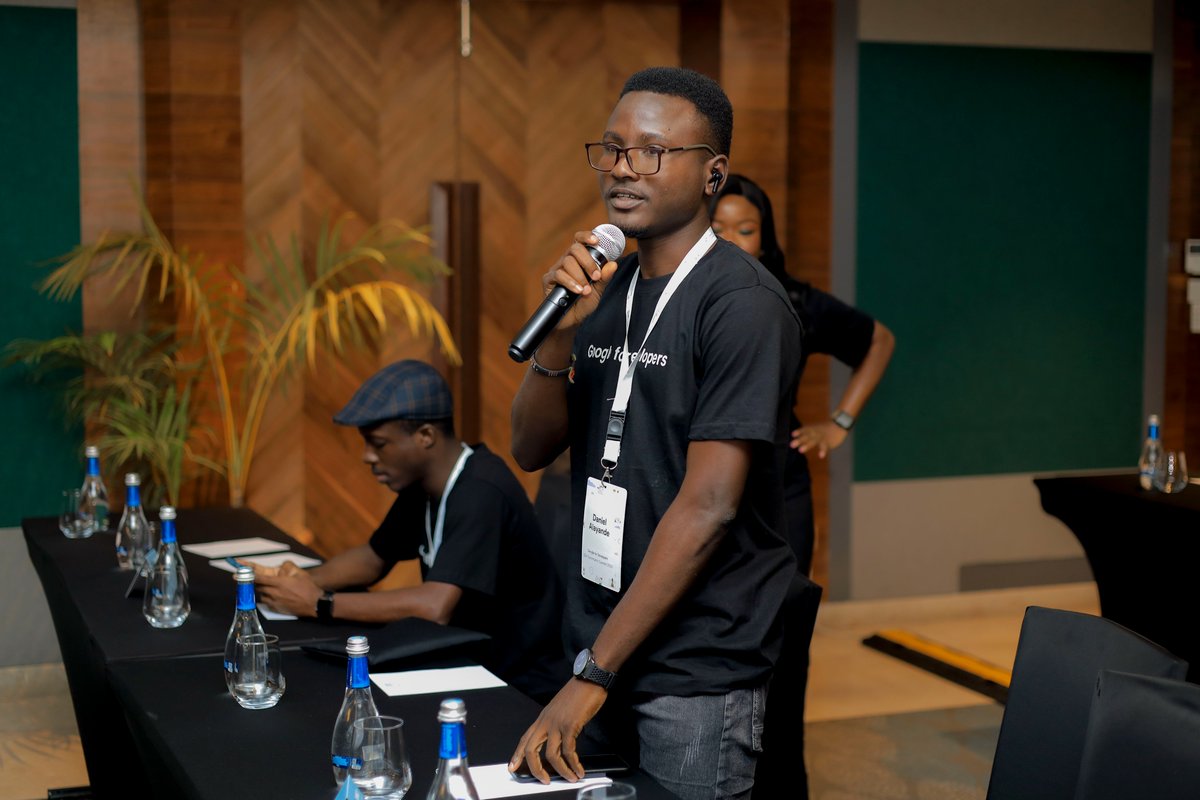 Daniel Alayande tweet media