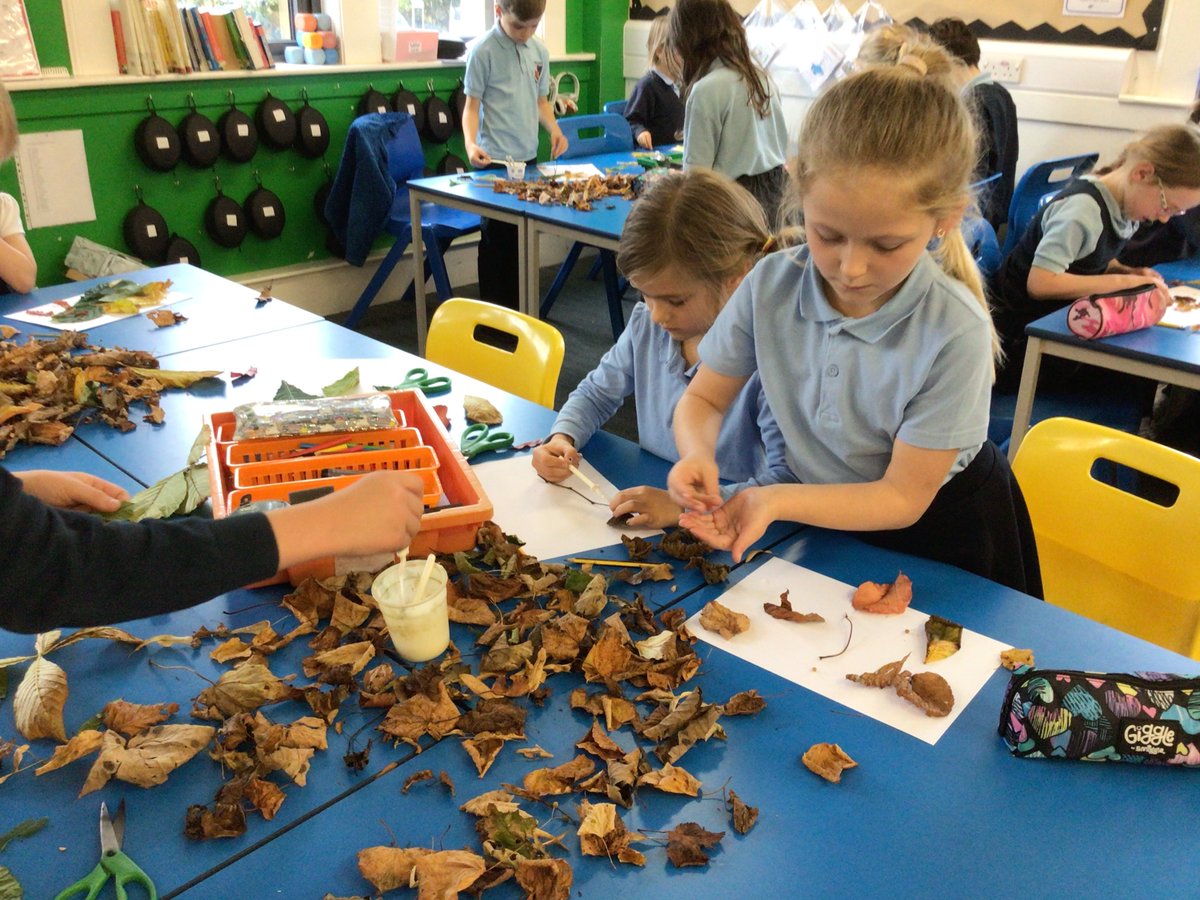 PrimaryNewlands's tweet photo. P2/3/4/5 have used autumn leaves to create a collage.

Thank you very much for all the support towards the Shoebox Appeal. We managed to make  25 shoeboxes ☺️ Amazing work everyone! https://t.co/LbfBTa9j2S