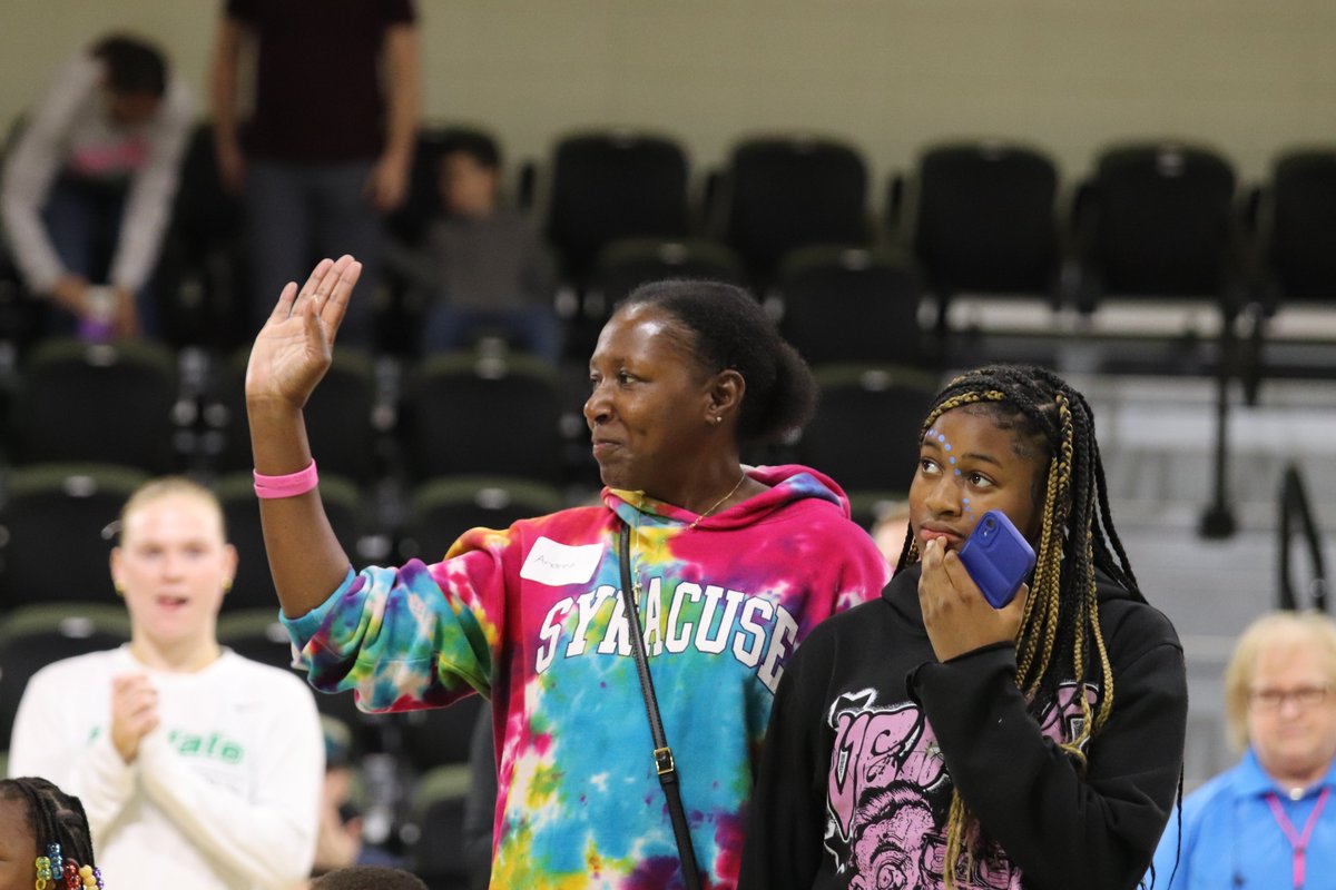 UpstateVB's tweet photo. Honoring survivors and fighting for a cure — Thank you to everyone who joined us this weekend for our Breast Cancer Awareness match, alongside our partners at @SptbgRegional.
#SpartanArmy ⚔️ #FightLikeASpartan https://t.co/nG8NQYwLrR