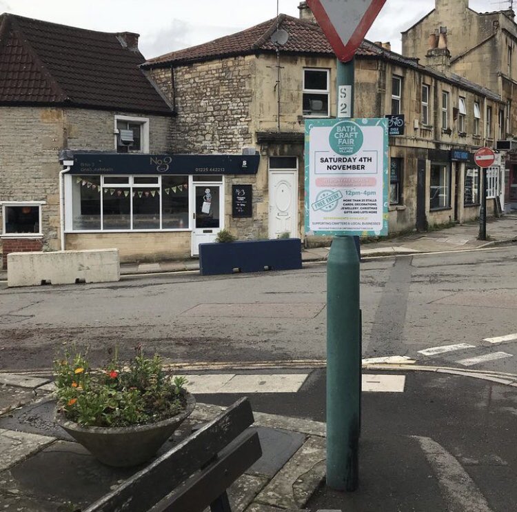 BathCraftFair's tweet photo. The signs are up for our next craft fair! Find us at the Weston Free Church on 4th November from 12-4pm.

#bathcraftfair #whatsonbath #bathbusiness #shopsmall #supportlocal https://t.co/vR0ot8ILTD