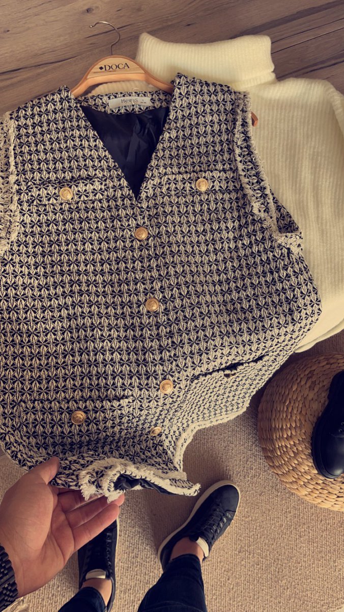 Doca_benghazi's tweet photo. new collection...🤍 https://t.co/ZQ2fpQ8DgH