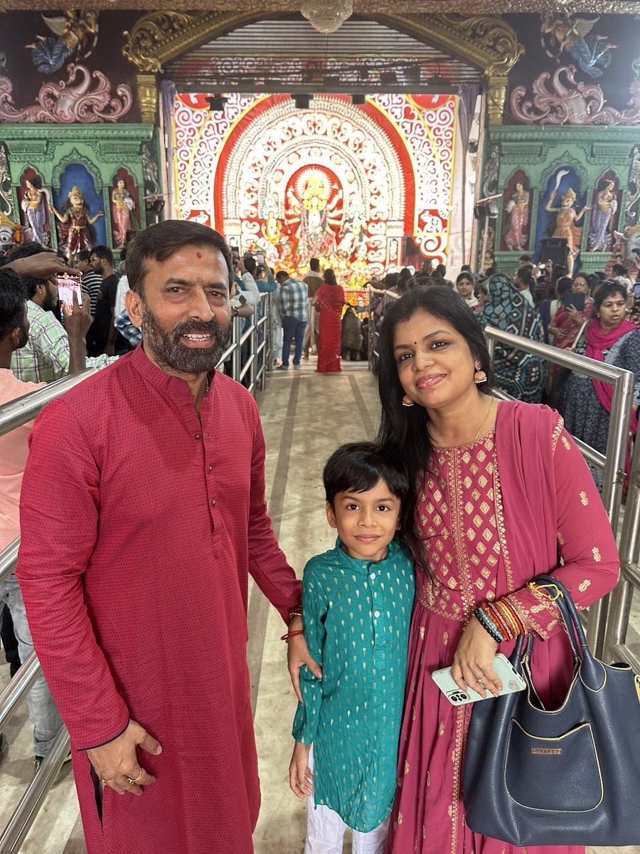 Blessings of Maa Durga🌺🙏 🌺
She touched our soul with her enchanting glimpse. Happy Navami🙏