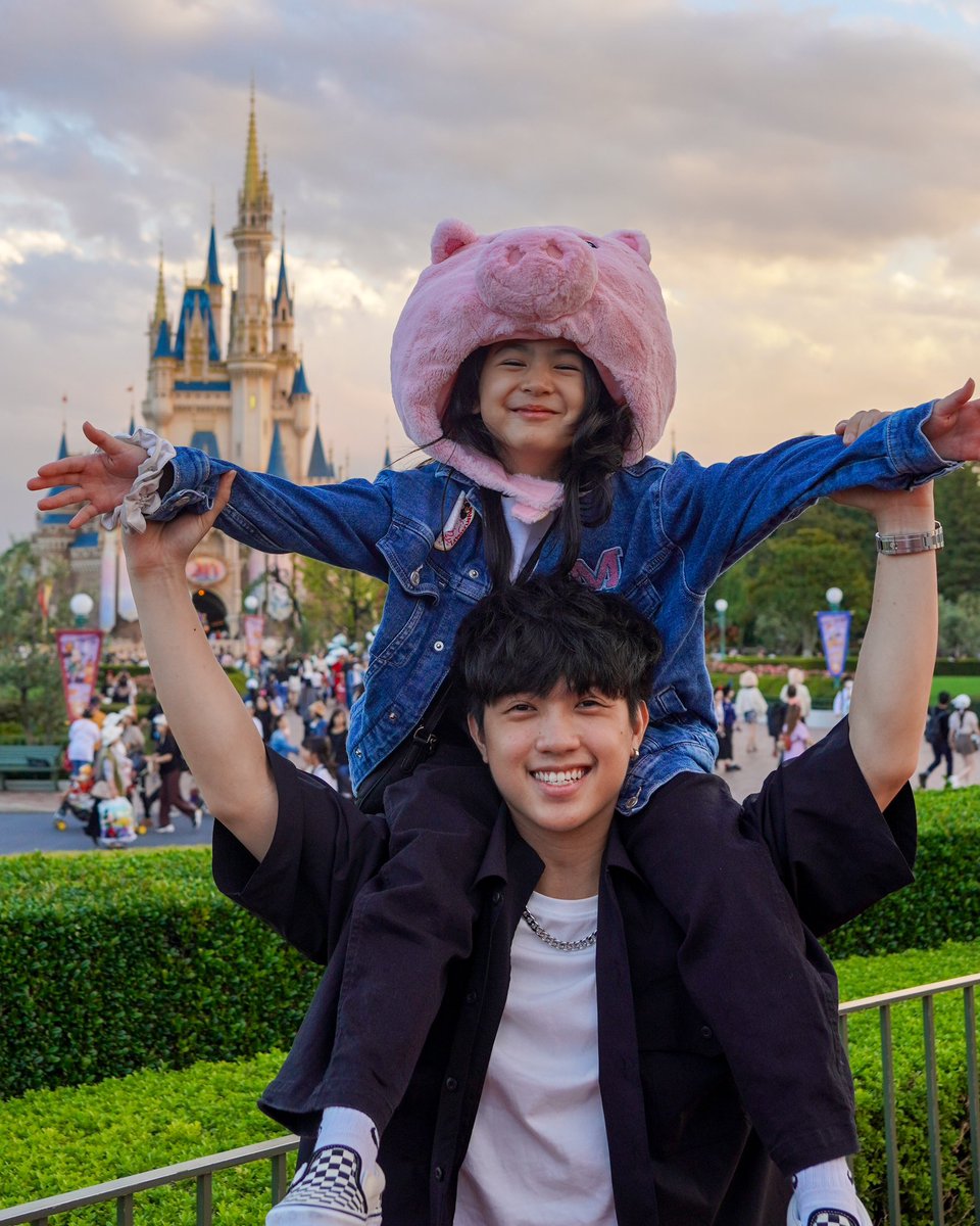 ranzkyle's tweet photo. Happiest birthday to my lil sister @onewithnatalia 🥳 big bro will always be here for you no matter what!! ❤️ https://t.co/wUemcFRfU4