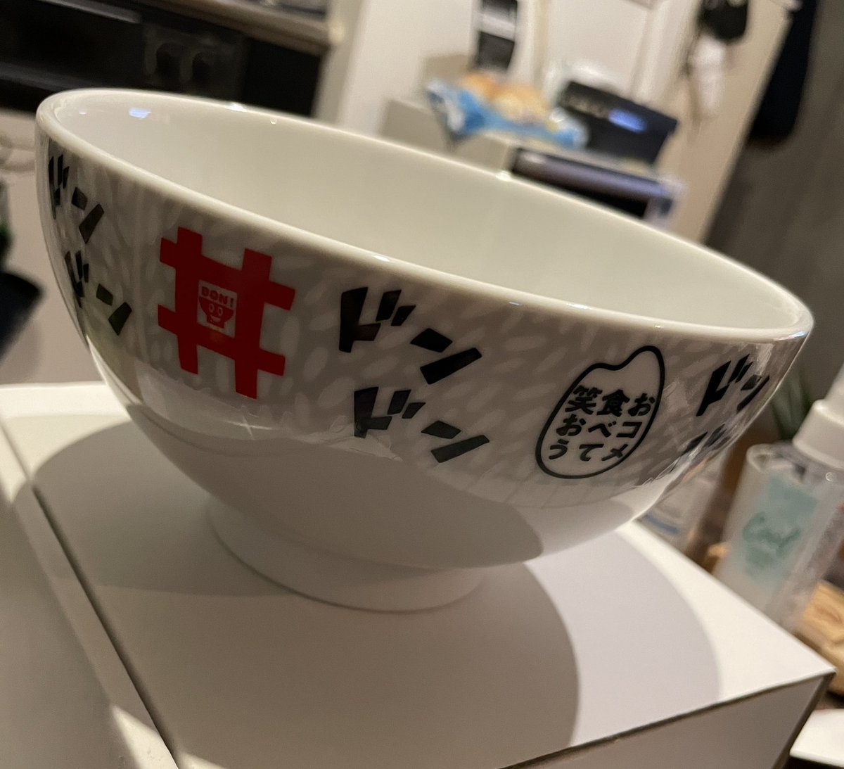 atsushi0725's tweet photo. ぐ��なびさんのドンドン笑丼フェアで一位の丼に投票して当たりました。
#ドンドン笑丼フェア
#裏渋屋
#ベジョータ
#最高ランク
#イベリコ豚
#渋谷
#裏渋谷 https://t.co/lGhLt2OkfH
