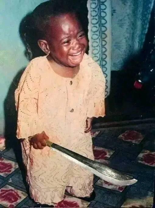 Shuuprazo's tweet photo. @JoanQueenie Hold this guy abeg https://t.co/X4fmJpVSXz