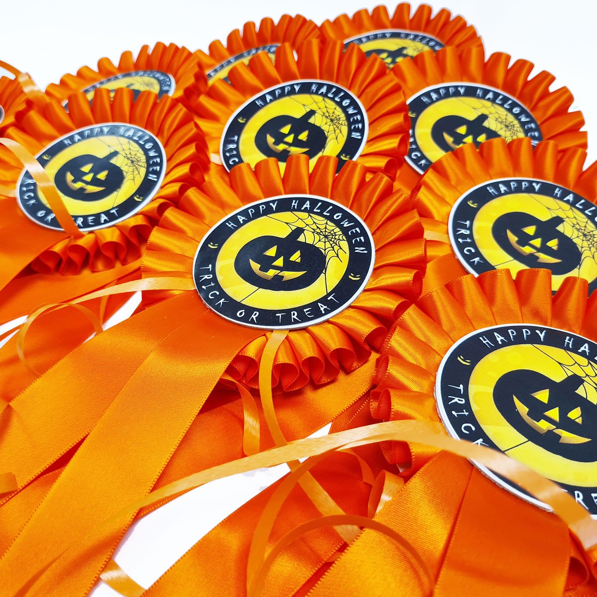 ShamrockRosette's tweet photo. Last chance to place your #Halloween rosette order for pre-Halloween delivery! https://t.co/ZEVIqmT3ii