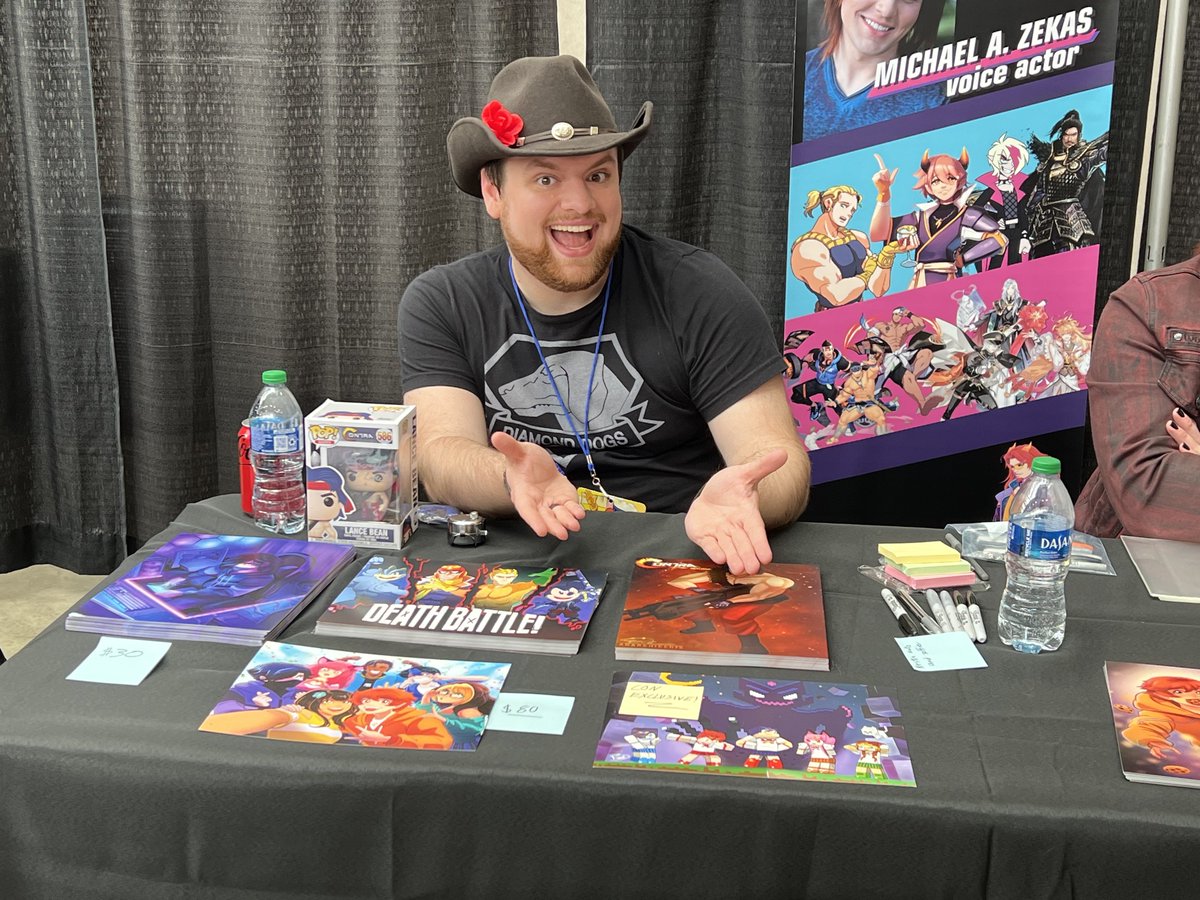 KestinTheVoice's tweet photo. Finally back home after a whirlwind weekend, but I just wanted to say what a treat it was to guest at @ChattComicCon this weekend and meet so many fans that came out as well as other guests that were there! Thanks to @AEUBooking for helping to set it all up, too. Till next time! https://t.co/Osi36zs6CT