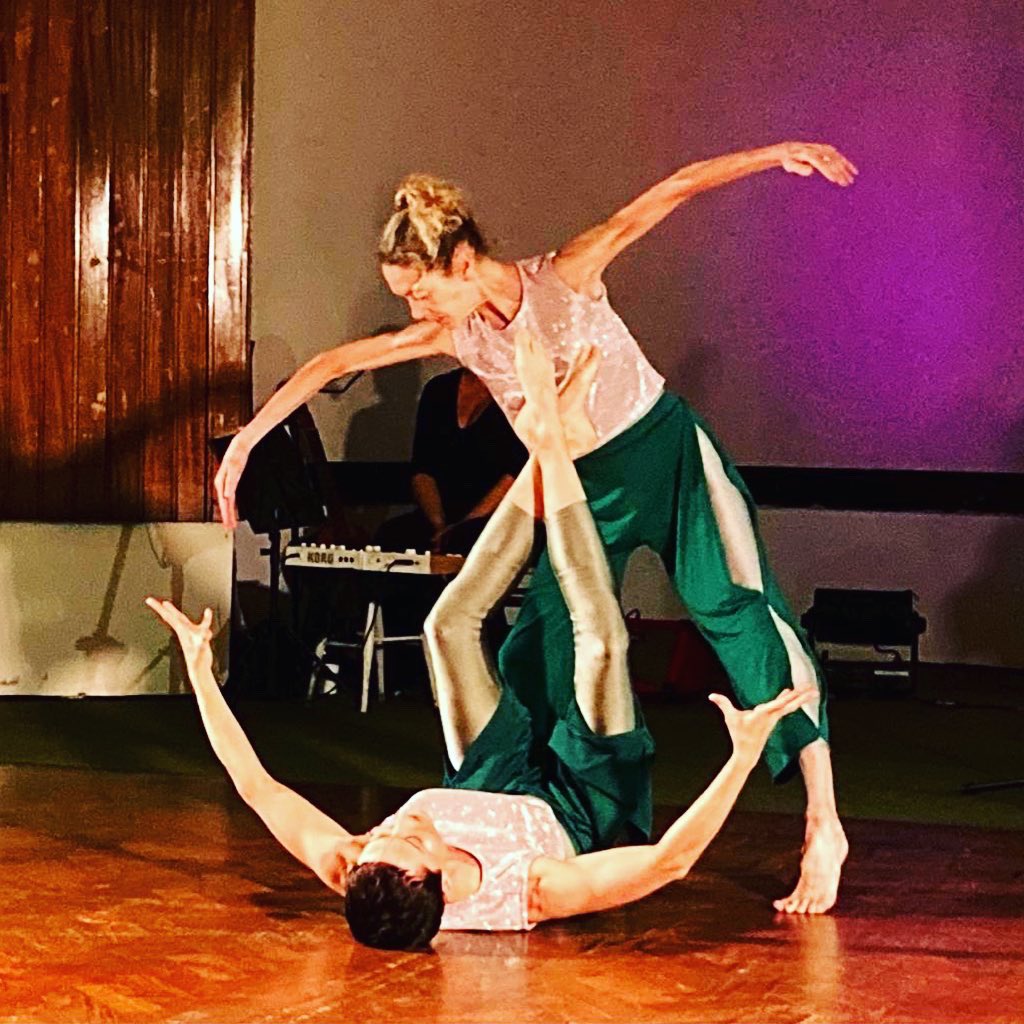 🌟Thank you @bloomsburyfest for hosting us on 19/10 in a joyous celebration of poetry with <a href="/RackPressPoetry/">Rack Press Poetry</a>, music with Alice Mary Jelaska, and dance with <a href="/fionyoga/">Fionuala Power</a> and ourselves. 
🌟We had a blast!! 
#lovetodance #creatingnotcrumbling